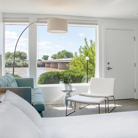 Skyfall Guestrooms Green River Bagian luar foto