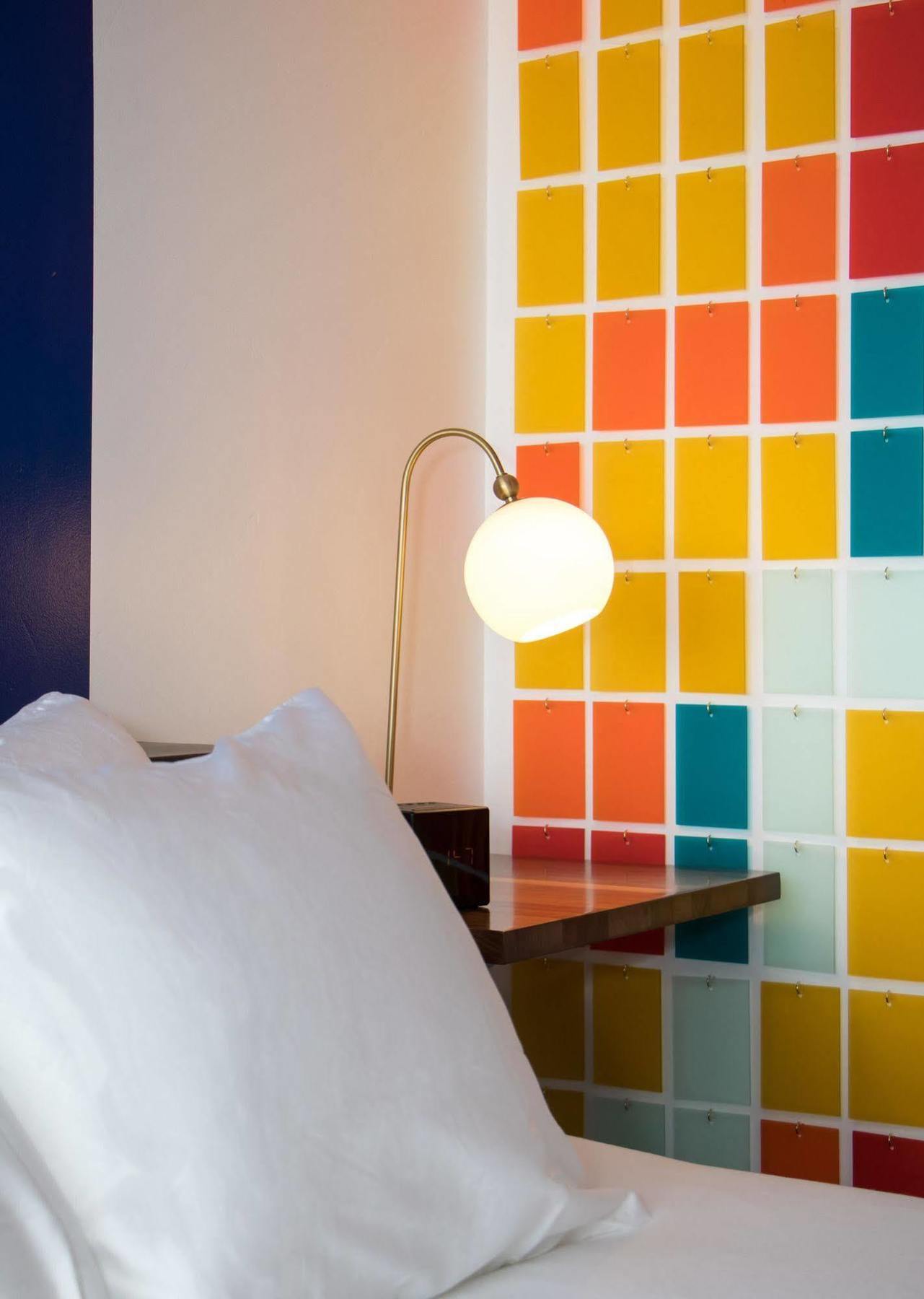 Skyfall Guestrooms Green River Bagian luar foto