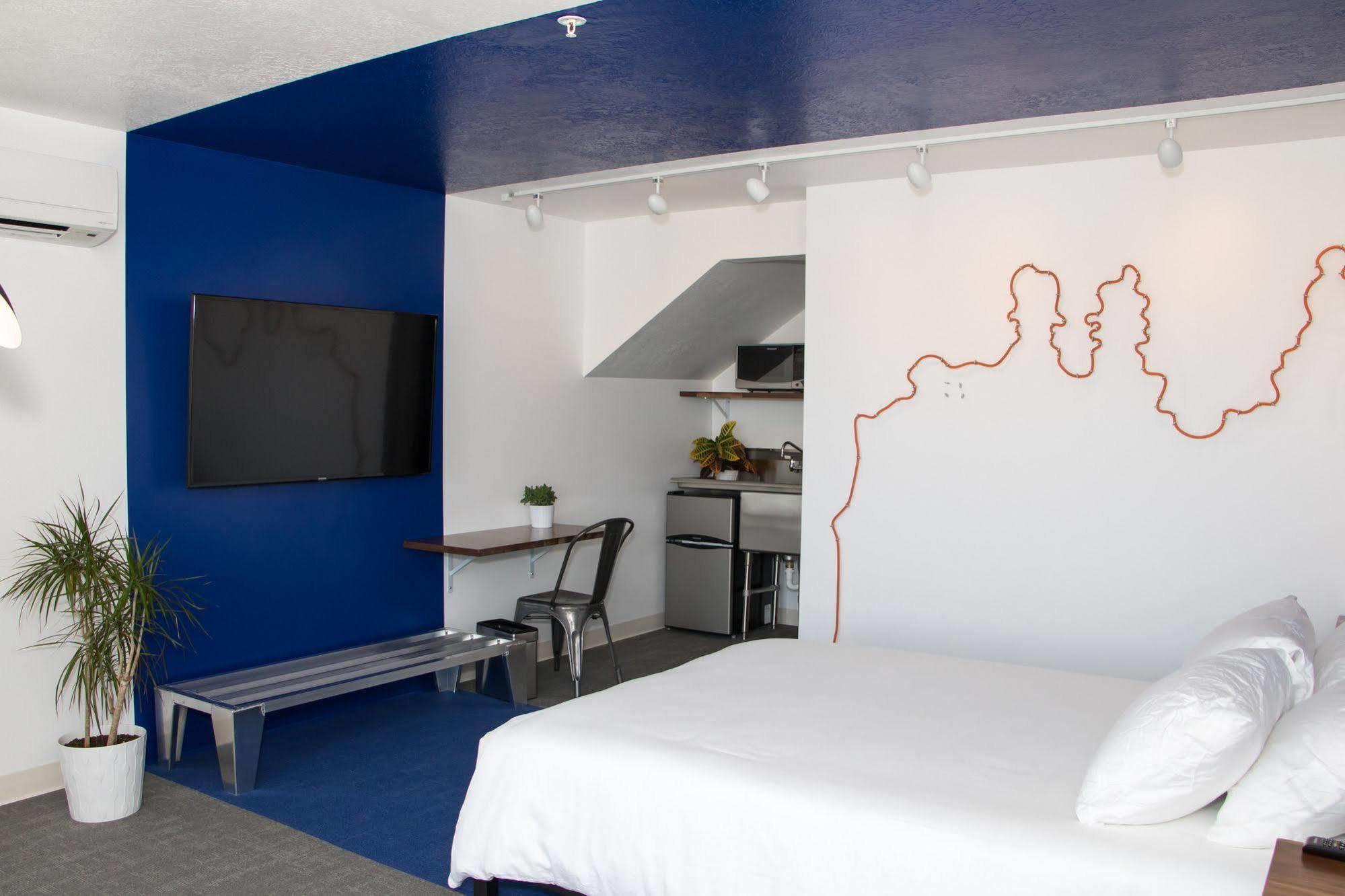 Skyfall Guestrooms Green River Bagian luar foto